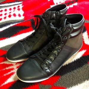 Size 10 Men’s Kenneth Cole Reaction Black Shoes